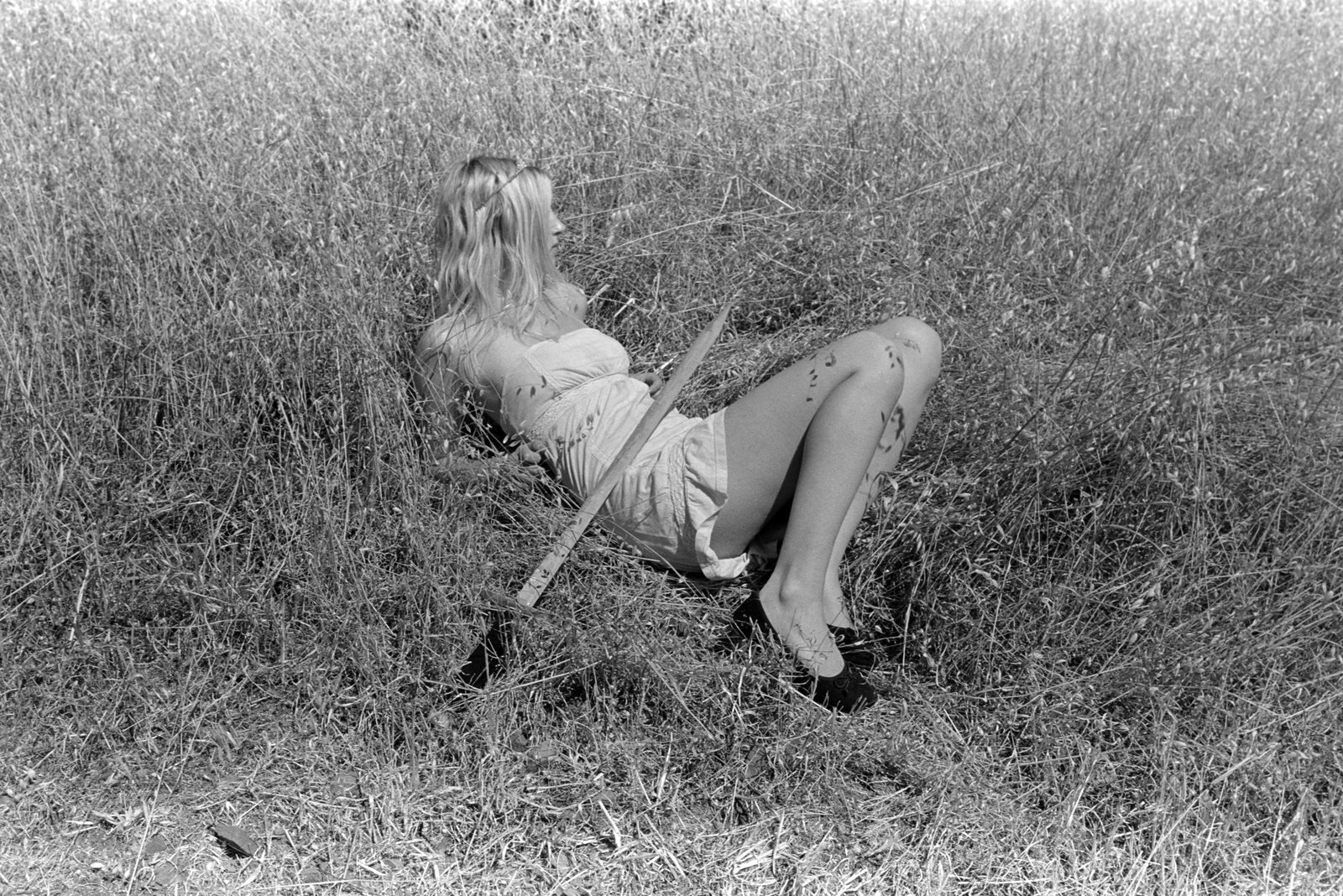 Simone, black and white photograph by Corinna Frankel